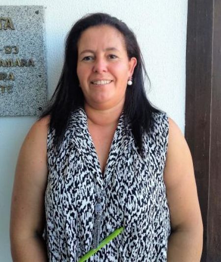 Carine Leone Deroche de Amorim Matos